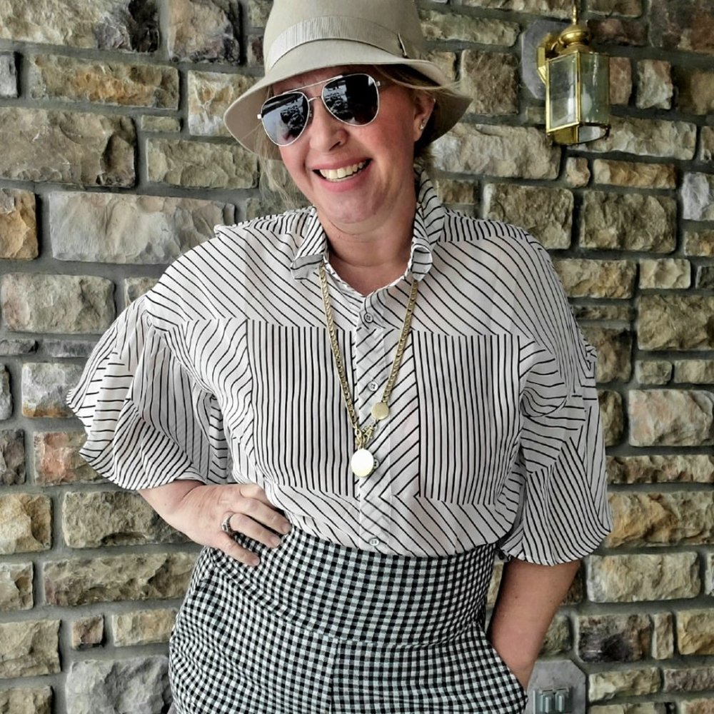 Cabi 6089 Parallel Top Spring 2022 Small EUC